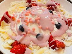 草莓酸奶碗-Blac+Blac(中海环宇荟店)