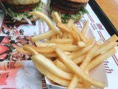 火烤双层牛肉特堡-The Habit Burger Grill 哈比特汉堡(复兴soho店)