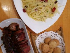 -乌镇那一年小院主题餐厅(甘泉西路店)