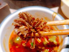 小郡花-王歘歘·chuǎ火锅(五道营店)