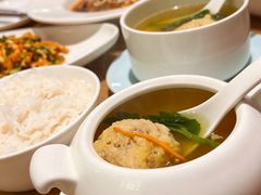 -渝信川菜 · 川味家常菜(财富购物中心店)