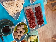 -湾区九号鲜切牛肉火锅(明珠南路店)