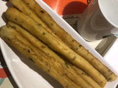-南城十里潮汕鲜牛火锅·鲜虾生滚粥(融汇老商埠店)