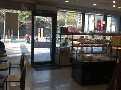 -85度C(生甜甜圈研究工坊·上海局门店)