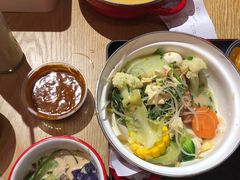 -小蛮椒麻辣烫·麻辣拌(静安店)