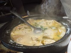 -魏铭鱼头捞饭(晋阳路店)