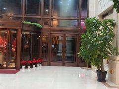 -碧中海汤泉汗蒸酒店