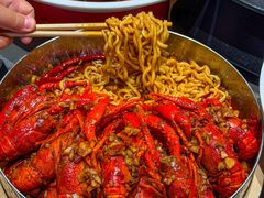 -侠舍·江湖小龙虾大排档(沌口总店)