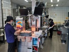 -麦当劳(西客站店)