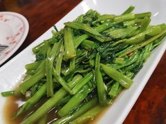 -Dang restaurant (patong phuket)