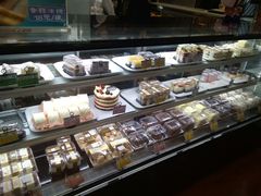 面包甜点陈列柜-新侨三宝乐面包店(崇文门店)
