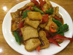 老家溜豆腐-东北农家小院(定西路店)