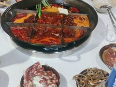 -正贰捌经重庆老火锅(建设路店)