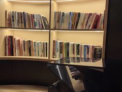 -涨巢·潮玩水疗局