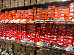 -五环Outlets(高新工厂店)