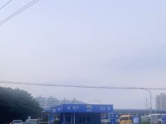 -麦德龙上海闵行商场-停车场