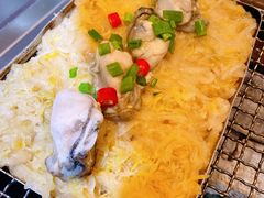 金盘蛎蝗酸菜-大油嘴碳烤油边