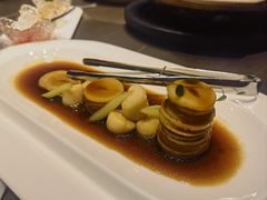 -海派悦庭·海胆烧麦·新融合菜(凯德广场店)