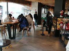 大堂-星巴克(大宁店)