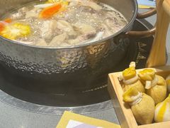 -椰小鸡·琼州糟粕醋·火锅(美兰缤纷城店)