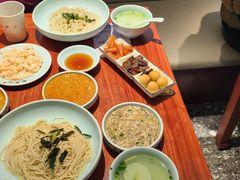 -裕兴记•蟹黄面馆(人民广场店)