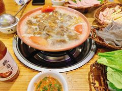 -阿婆情腊排骨火锅(忠义店)