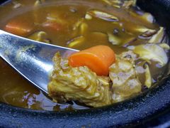 招牌黄咖喱牛腩热锅配米饭-长勺子东南亚(街道口店)