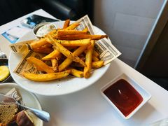 -斯普汇生蚝牛排馆(中骏世界城店)