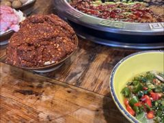 -岗上渣渣老火锅(两路口店)