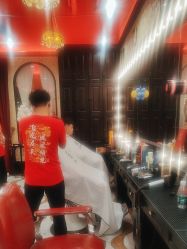 -东方先生国潮男士理发馆