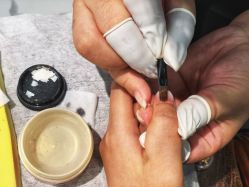 -纤指百魅美甲美睫