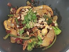 -醉人椒麻辣香锅(王府井喜悦店)