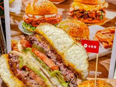 -必胜客(WOW中心城店)