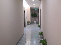 -开心棋牌(沪南路店)