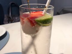 白富美荔枝气泡果饮-伊斯坦布尔土耳其清真咖啡餐厅