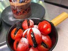 -W COLLECTIVE  DESSERT SHOP