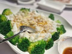 翡翠塞螃蟹-八分饱·西津会(西津渡店)
