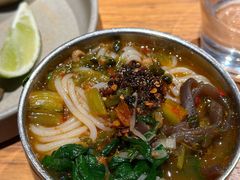 -SHAN山(前滩太古里店)