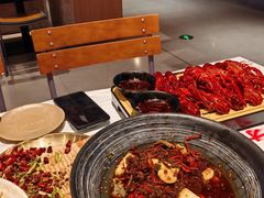 -肥肥虾庄·金牌油焖大虾(杨园滨江时代walk店)