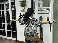 -简·无界健身工作室·运动康复·体态(石厦店)