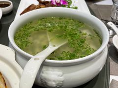 -鸿星花园酒家(银亿家园店)