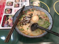 -丽丽三鲜螺蛳粉(田林路店)