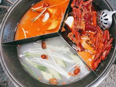 -渝里重庆火锅(航天城店)