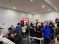 -四方湖服务区·停车场