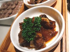 -左庭右院鲜牛肉火锅(浦江欢乐颂店)