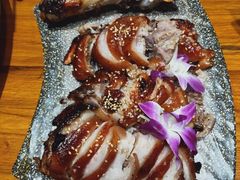 烤肘子-小胖私厨状元宴·东北私房菜馆