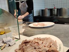 -六少·猪肚包鸡火锅(卓悦INTOWN店)
