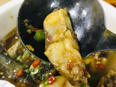 黄焖鱼-始兴县农家小院餐馆