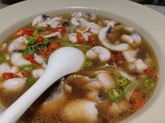 鲜椒水煮鱼-鹿港小镇(金虹桥国际中心店)