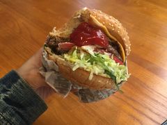 -The Habit Burger Grill 哈比特汉堡(复兴soho店)